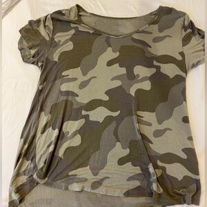 Hollister comfy t shirt with green camouflage print